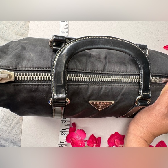 β οΈβ₯οΈ Authentic PRADA Vintage Nylon Tessuto Leather Hand Boston Bag β₯οΈβ οΈ - Picture 4 of 16